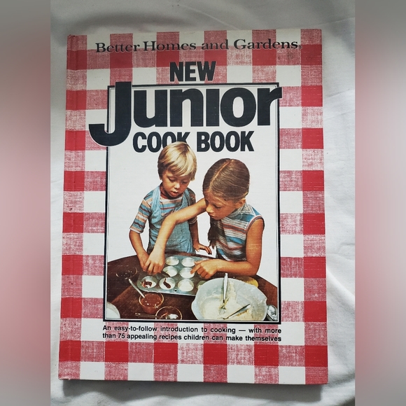 :Food network magazine sweet cookbook & better homes and gardens junior cookbook - Picture 15 of 16